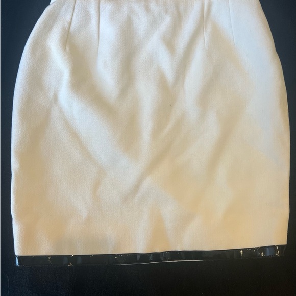 Chanel skirt - Picture 3 of 8